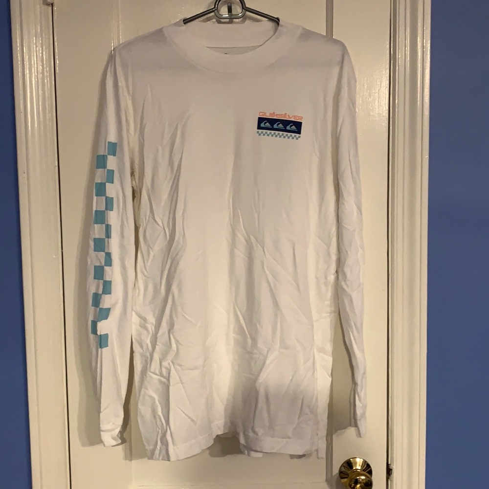 QuickSilver Longsleeve Tee Size M